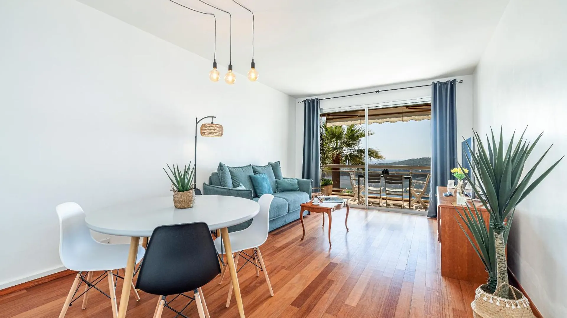 Extraordinary Sea View - 1 Bdr With Ac Apartment Villefranche-sur-Mer